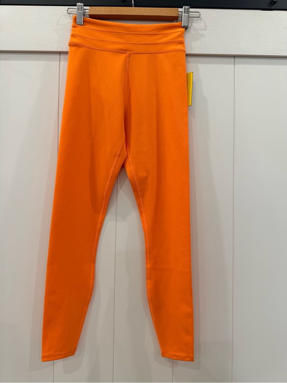 EleVen by Venus Williams Neon Orange Women’s  Active Leggings XS NWT